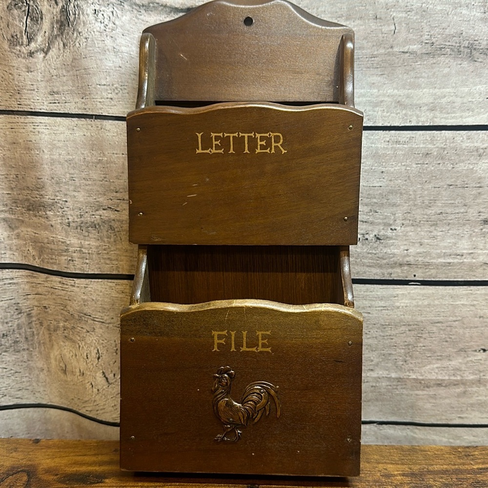 Nevco Japan Wooden‎ Wall Rooster Mail Sorter